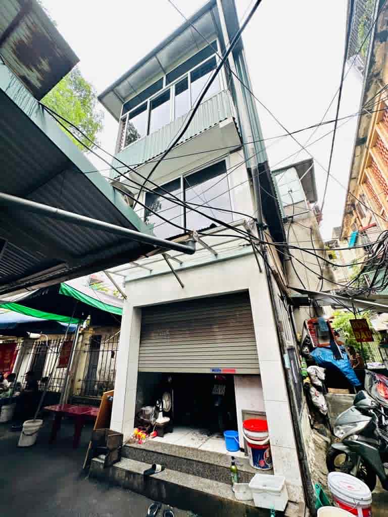 Bán nhà Hồ Đắc Di, lô góc, ô tô đỗ cửa, 13m2, 1.9 tỷ